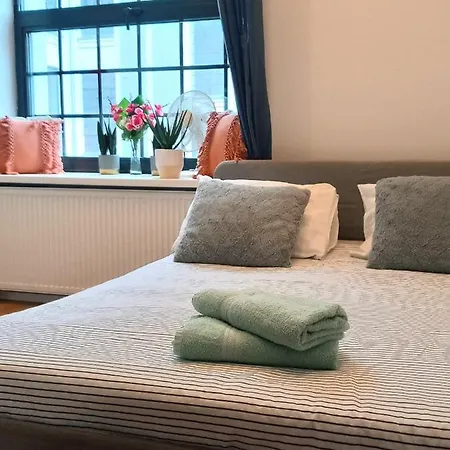 Hola Pomorska 65 Apartamento Łódź
