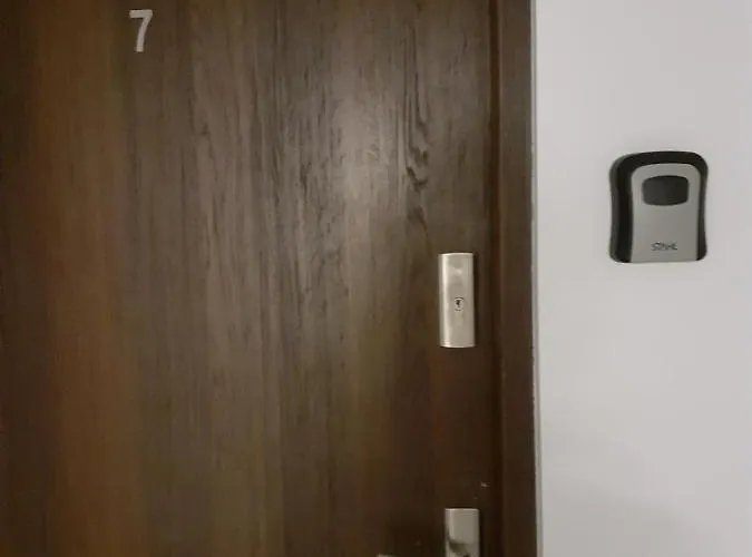 Hola Pomorska 65 * Łódź