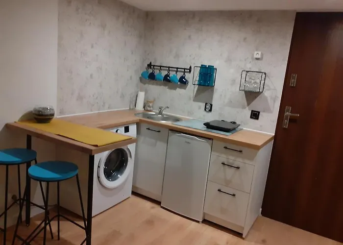 Hola Pomorska 65 * Łódź